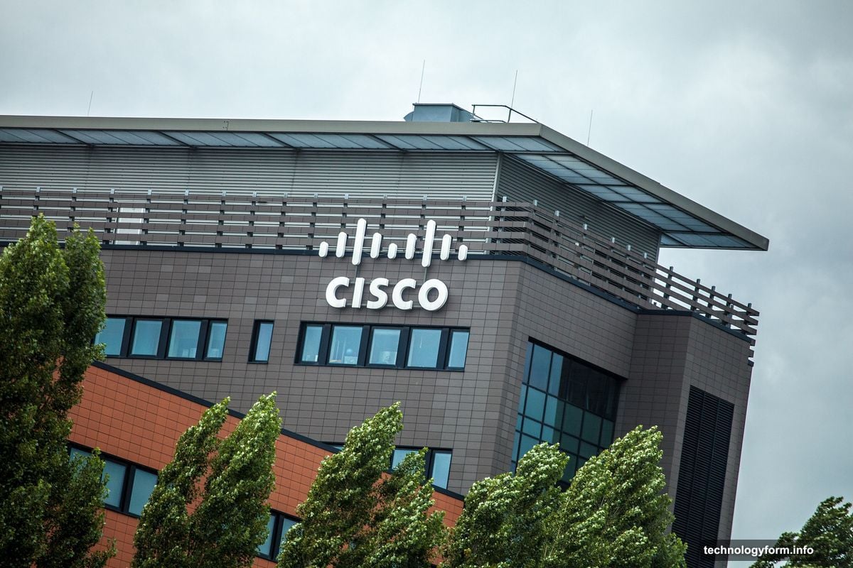 Cisco signage on side of building