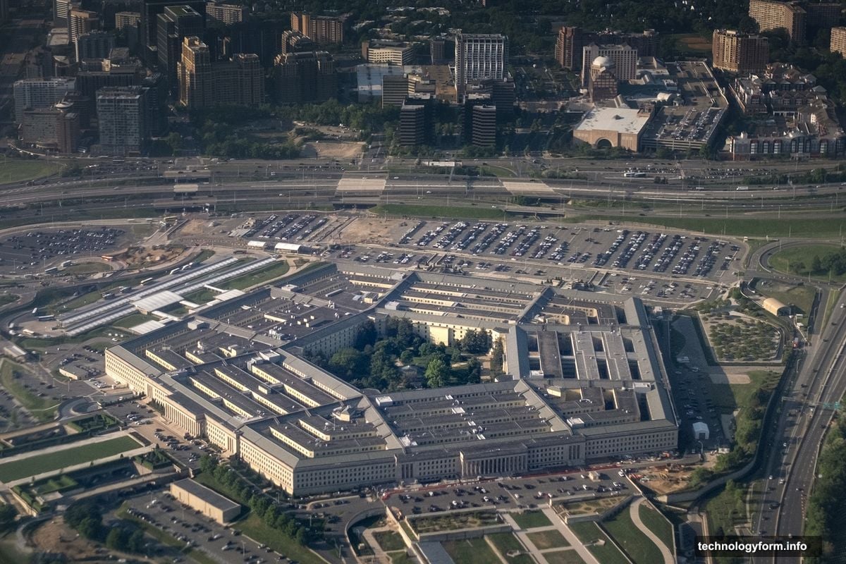 Three AI companies folded to Pentagon demands, Anthropic stood firm